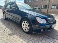Gebraucht Mercedes C180 163 PS (119 kW) 2004 Blau Kombi