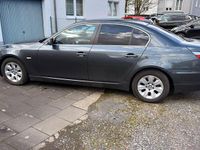 Gebraucht BMW 523 190 PS (139 kW) 2007 Grau Limousine