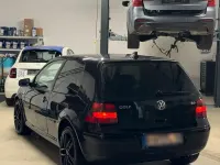 Gebraucht VW Golf 116 PS (85 kW) 2000 Schwarz Coupé