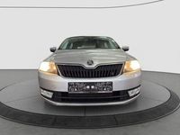 Gebraucht Skoda Rapid Ambition 86 PS (63 kW) 2014 Brilliantsilber metallic (metallic) Limousine