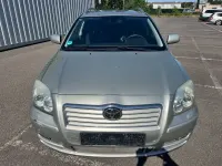 Gebraucht Toyota Avensis Executive 147 PS (108 kW) 2005 Grau Kombi