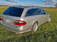 Gebraucht Mercedes E270 Avantgarde 177 PS (130 kW) 2004 Silber Kombi