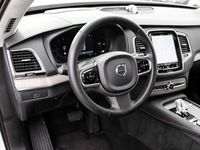 Gebraucht Volvo XC90 Ultimate 235 PS (172 kW) 2023 Crystal white / metallic SUV