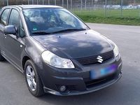 Gebraucht Suzuki SX4 107 PS (78 kW) 2010 Grau Limousine