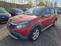 Gebraucht Dacia Sandero Stepway 87 PS (63 kW) 2010 Rot Kleinwagen