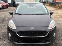 Gebraucht Ford Fiesta Cool & Connect 86 PS (63 kW) 2017 Schwarz Limousine