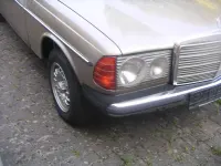 Gebraucht Mercedes 240 72 PS (52 kW) 1989 Bronze Limousine