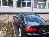 Gebraucht BMW 325 218 PS (160 kW) 2008 Schwarz Coupé