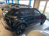 Neu Peugeot 2008 Allure 136 PS (100 kW) 2025 Schwarz SUV