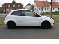 gebraucht Ford Fiesta 1,3 Trend Klima