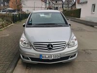 Gebraucht Mercedes B200 136 PS (100 kW) 2007 Silber Van / Kleinbus