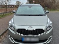 Gebraucht Kia Carens 135 PS (99 kW) 2014 Silber Van / Kleinbus