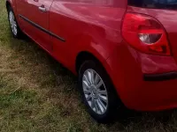 Gebraucht Renault Clio 107 PS (78 kW) 2006 Rot Kleinwagen