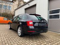 gebraucht Skoda Octavia Style 2,0 TDI Kombi ACC Navi 1Jahr Garantie