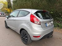 Gebraucht Ford Fiesta SYNC Edition 60 PS (44 kW) 2013 Silber Kleinwagen