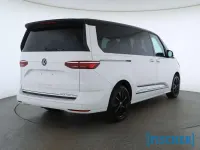 Gebraucht VW Multivan Edition 150 PS (110 kW) 2025 Weiss Van / Kleinbus