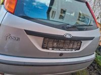 Second-hand Ford Focus 74 CP (54 kW) 2004 Gri Hatchback