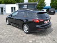 Gebraucht Ford Focus Titanium 120 PS (88 kW) 2022 Moondustsilver Kombi