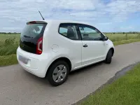 Gebraucht VW up! 60 PS (44 kW) 2016 Weiß Kleinwagen