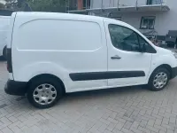 Gebraucht Peugeot Partner 75 PS (55 kW) 2013 Weiß Van / Kleinbus