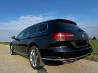 Gebraucht VW Passat Highline 190 PS (139 kW) 2018 Schwarz Kombi