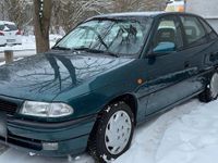 Gebraucht Opel Astra 75 PS (55 kW) 1997 Grün Kombi