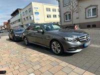 Gebraucht Mercedes E220 170 PS (125 kW) 2015 Grau Limousine