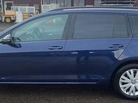 Gebraucht VW Golf VII Comfortline 116 PS (85 kW) 2019 Blau Kombi