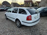 Gebraucht Skoda Octavia Elegance 150 PS (110 kW) 2006 Weiß Kombi