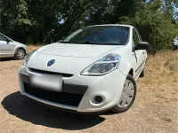 Gebraucht Renault Clio III 75 PS (55 kW) 2012 Weiß Limousine