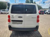 Gebraucht Toyota Proace 144 PS (105 kW) 2022 Weiß Van / Kleinbus