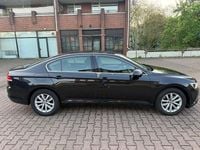 Gebraucht VW Passat 120 PS (88 kW) 2017 Schwarz Limousine