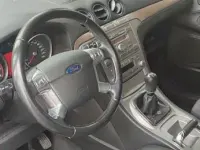 Usata Ford Galaxy 145 CV (106 kW) 2006 Rosso Monovolume