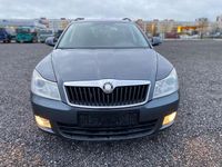 Gebraucht Skoda Octavia Ambiente 105 PS (77 kW) 2010 Grau Limousine