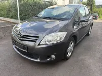 Gebraucht Toyota Auris Travel 90 PS (66 kW) 2012 Grau Limousine