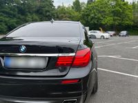 Gebraucht BMW 730 258 PS (189 kW) 2012 Schwarz Limousine