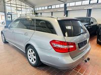 Gebraucht Mercedes E200 Avantgarde 136 PS (100 kW) 2012 Palladiumsilber  metalliclack Kombi