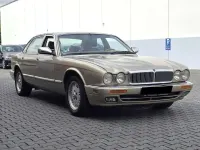 Gebraucht Jaguar X300 Sovereign 241 PS (177 kW) 1995 Silber Limousine