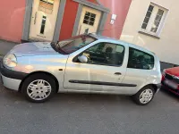Gebraucht Renault Clio II 75 PS (55 kW) 2000 Silber Kleinwagen