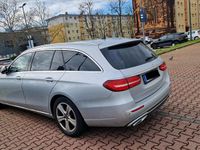 Gebraucht Mercedes E220 194 PS (142 kW) 2017 Silber Kombi