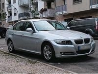 Gebraucht BMW 316 116 PS (85 kW) 2012 Silber Limousine