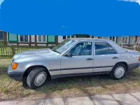 Gebraucht Mercedes 230 132 PS (97 kW) 1987 Grau Limousine