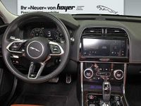 gebraucht Jaguar XE P300 R-DYNAMIC SE AWD