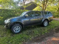 Gebraucht Mitsubishi L 178 PS (130 kW) 2013 Grau SUV