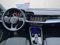 Gebraucht Audi A3 Ambiente 110 PS (80 kW) 2024 Gletscherweiß metallic (metallic) Limousine