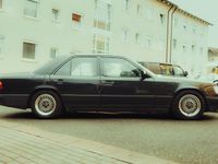 Gebraucht Mercedes E260 160 PS (117 kW) 1989 Schwarz Limousine