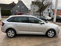 Gebraucht Skoda Rapid Drive 116 PS (85 kW) 2017 Silber Kleinwagen