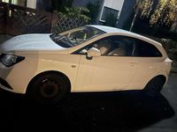 Gebraucht Seat Ibiza 64 PS (47 kW) 2012 Weiß Kleinwagen