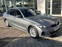 Gebraucht BMW 320 190 PS (139 kW) 2022 Grau Limousine
