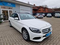 Gebraucht Mercedes C200 136 PS (100 kW) 2015 Weiß Kombi